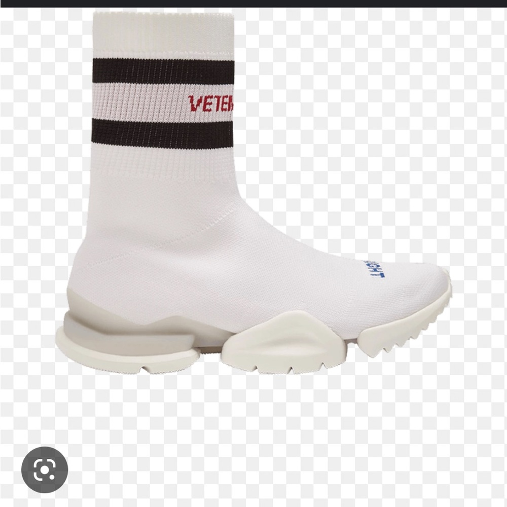 Vetements Reebok sock sneaker